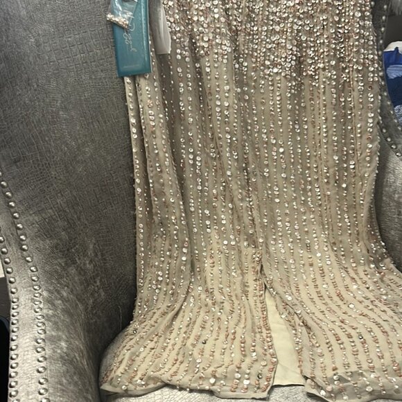 Mac Duggal Nude Sequin Beaded Midi Sheath Dress NWT Size 14 - Picture 12 of 16